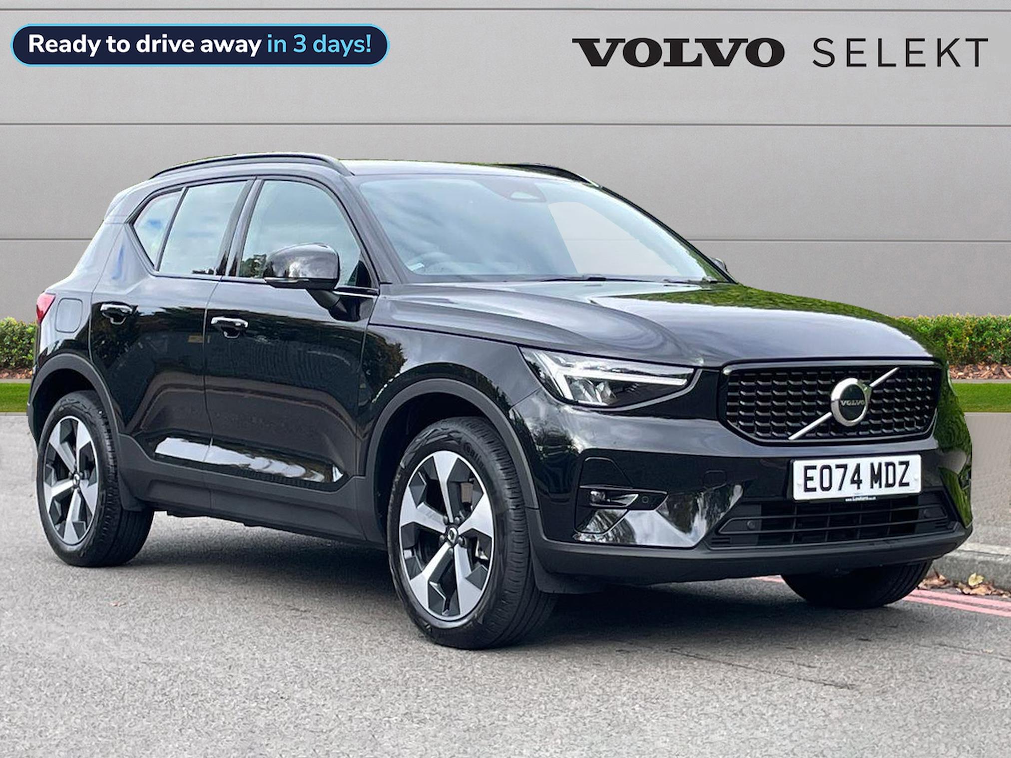 Main listing image - Volvo XC40