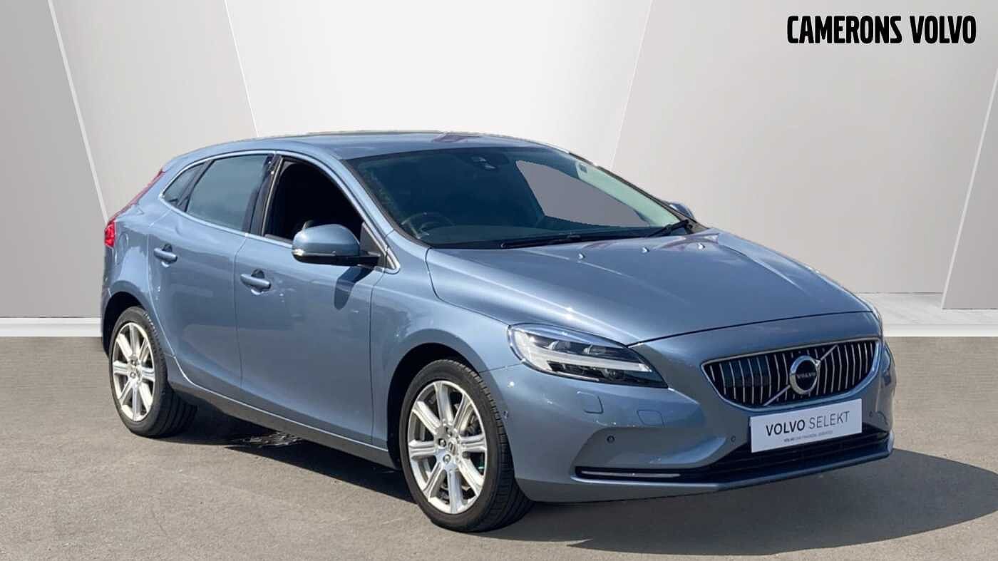Main listing image - Volvo V40