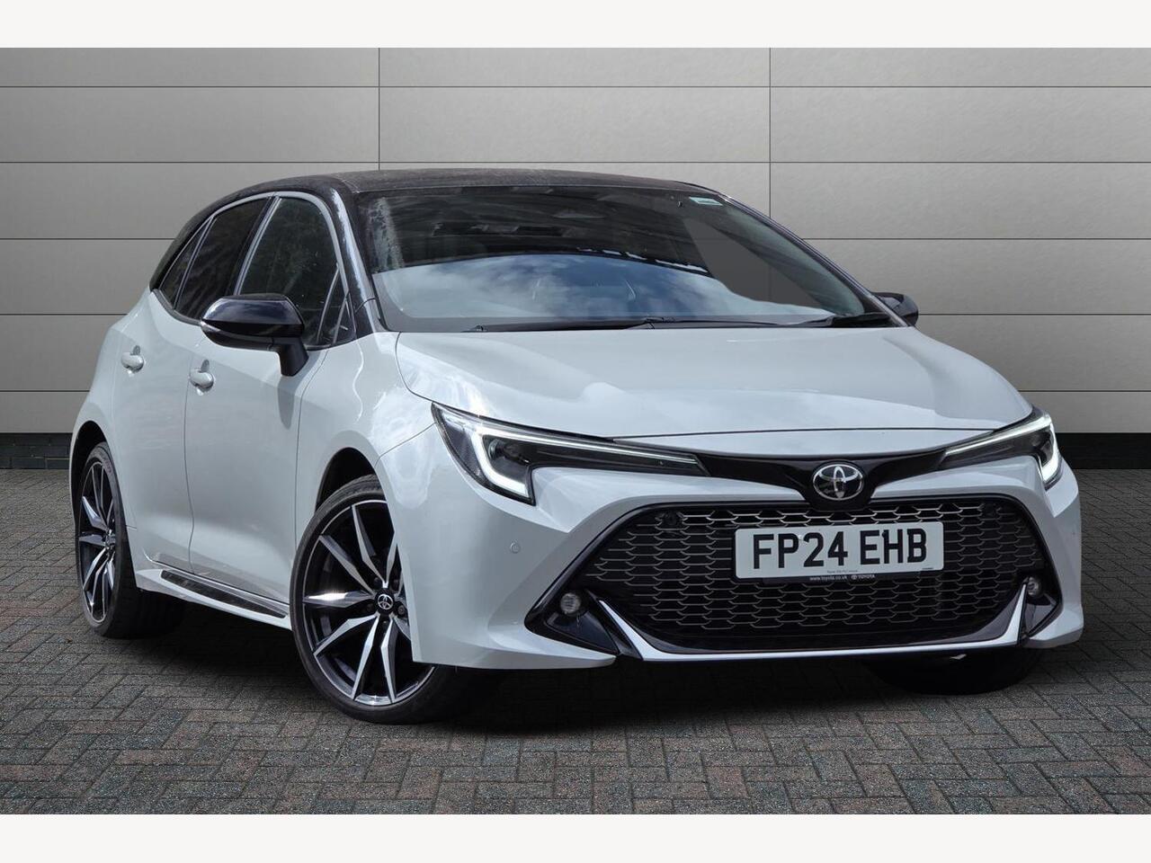 Main listing image - Toyota Corolla