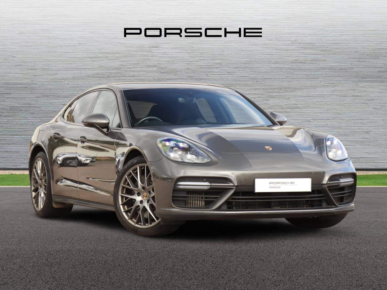 Main listing image - Porsche Panamera