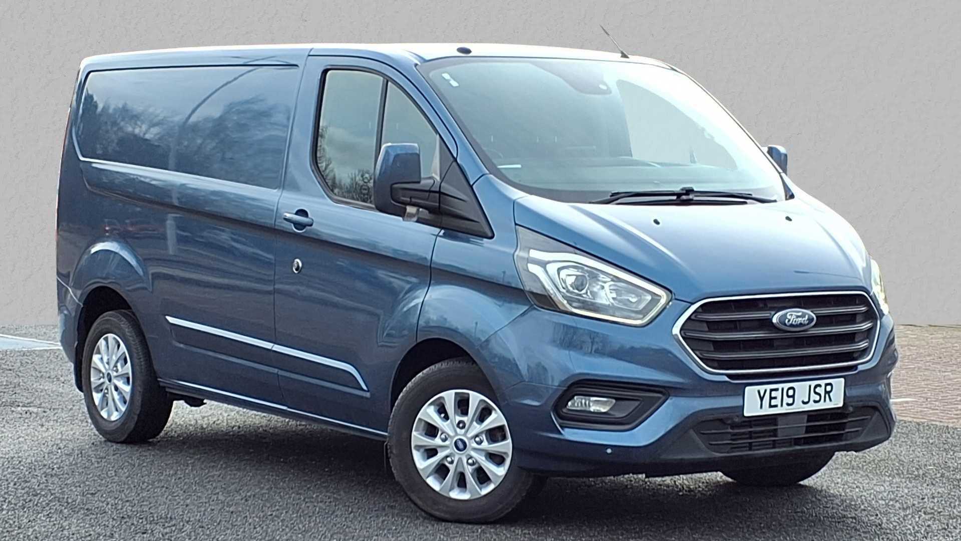 Main listing image - Ford Transit Custom