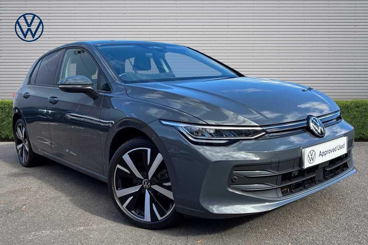 Main listing image - Volkswagen Golf