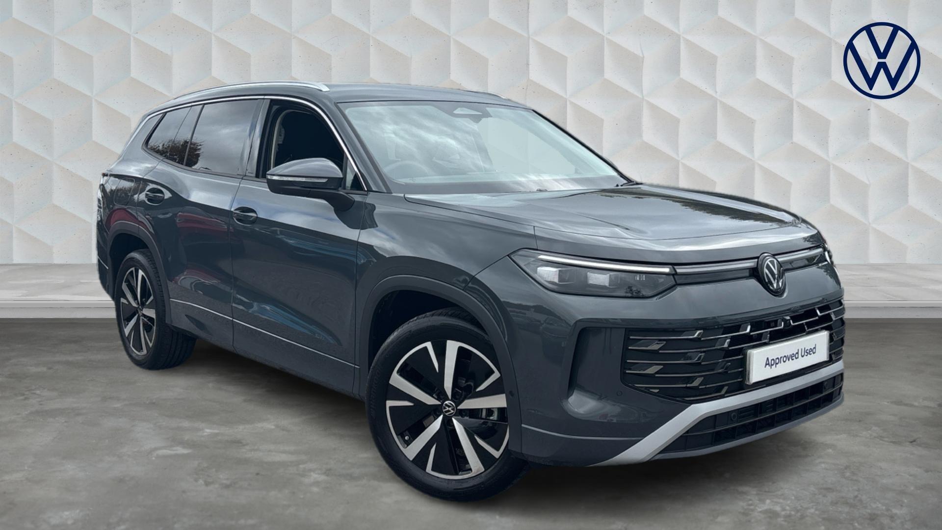 Main listing image - Volkswagen Tayron