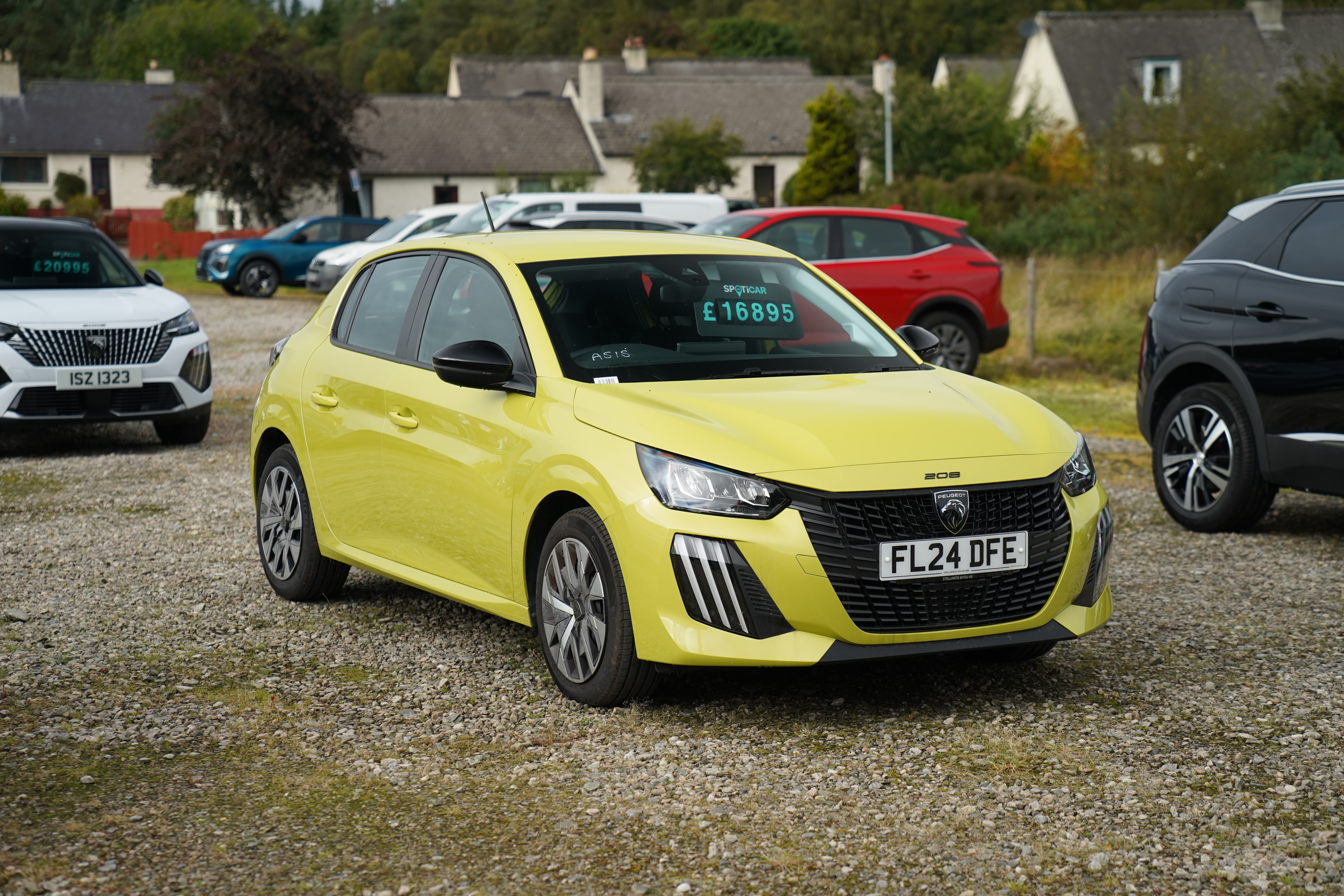 Main listing image - Peugeot 208