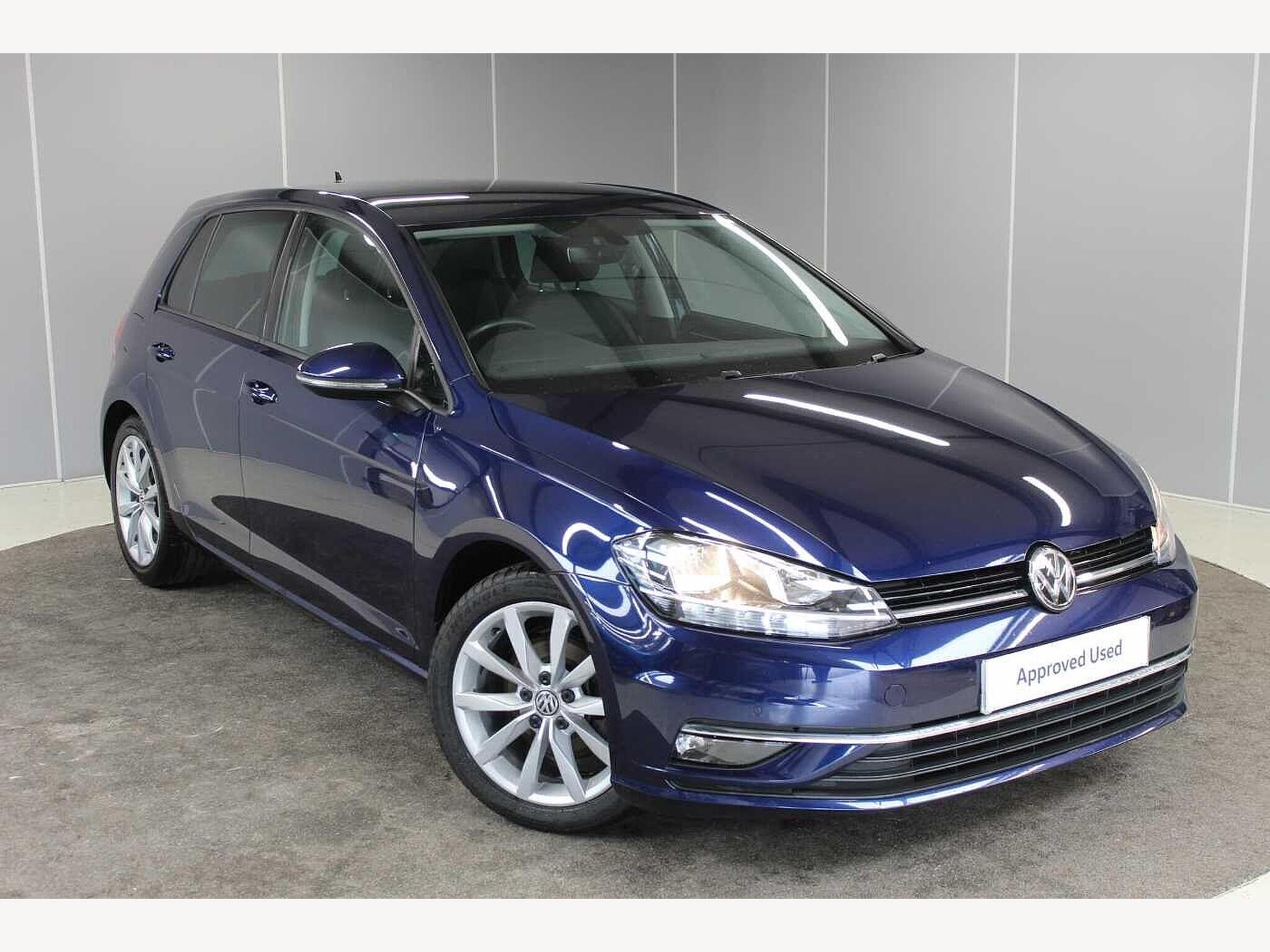 Main listing image - Volkswagen Golf