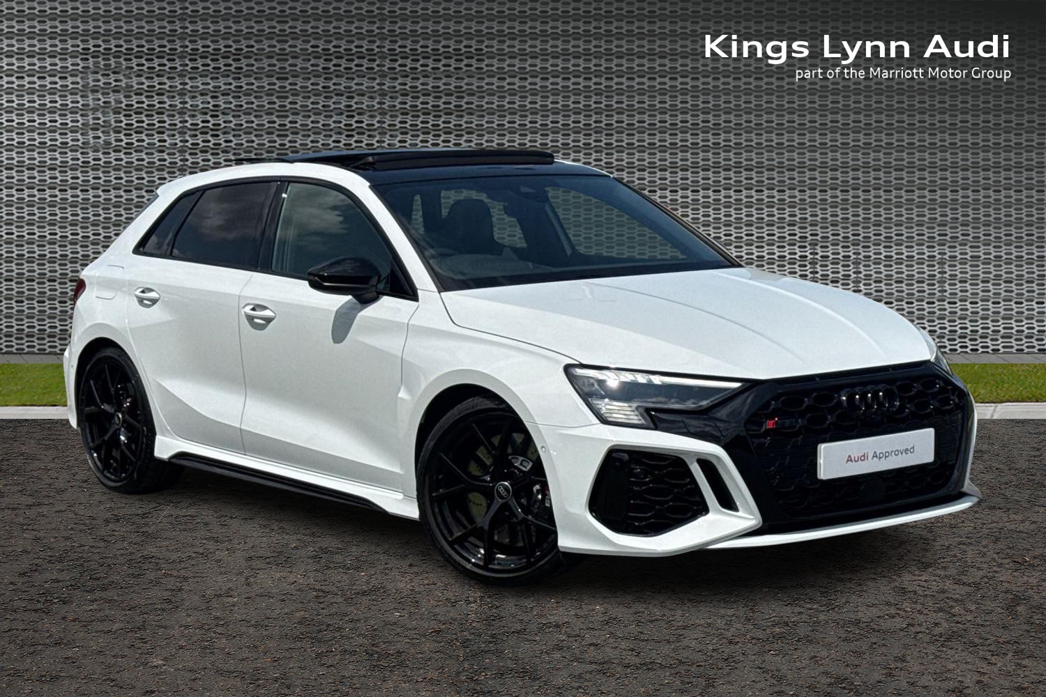 Main listing image - Audi RS3