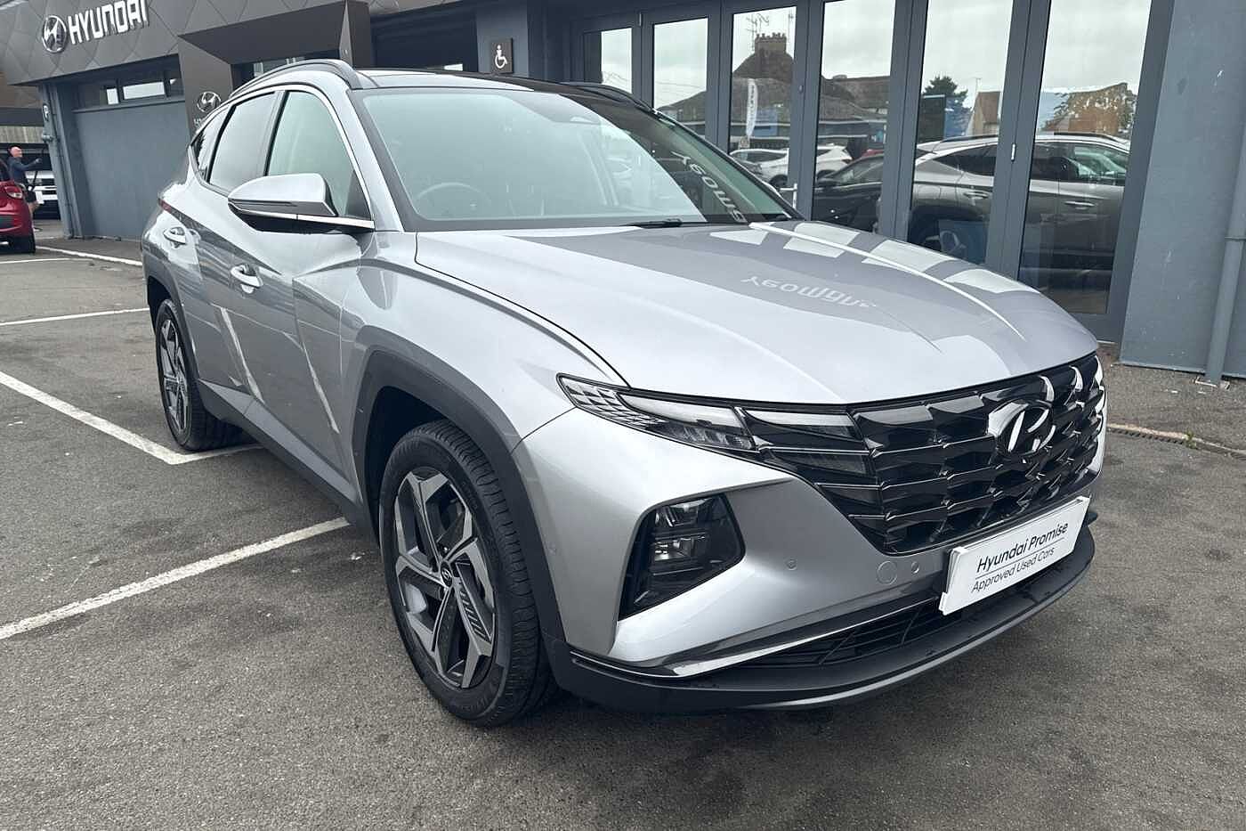 Main listing image - Hyundai Tucson