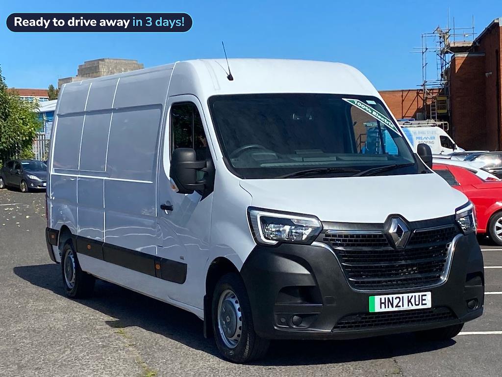 Main listing image - Renault Master E Tech