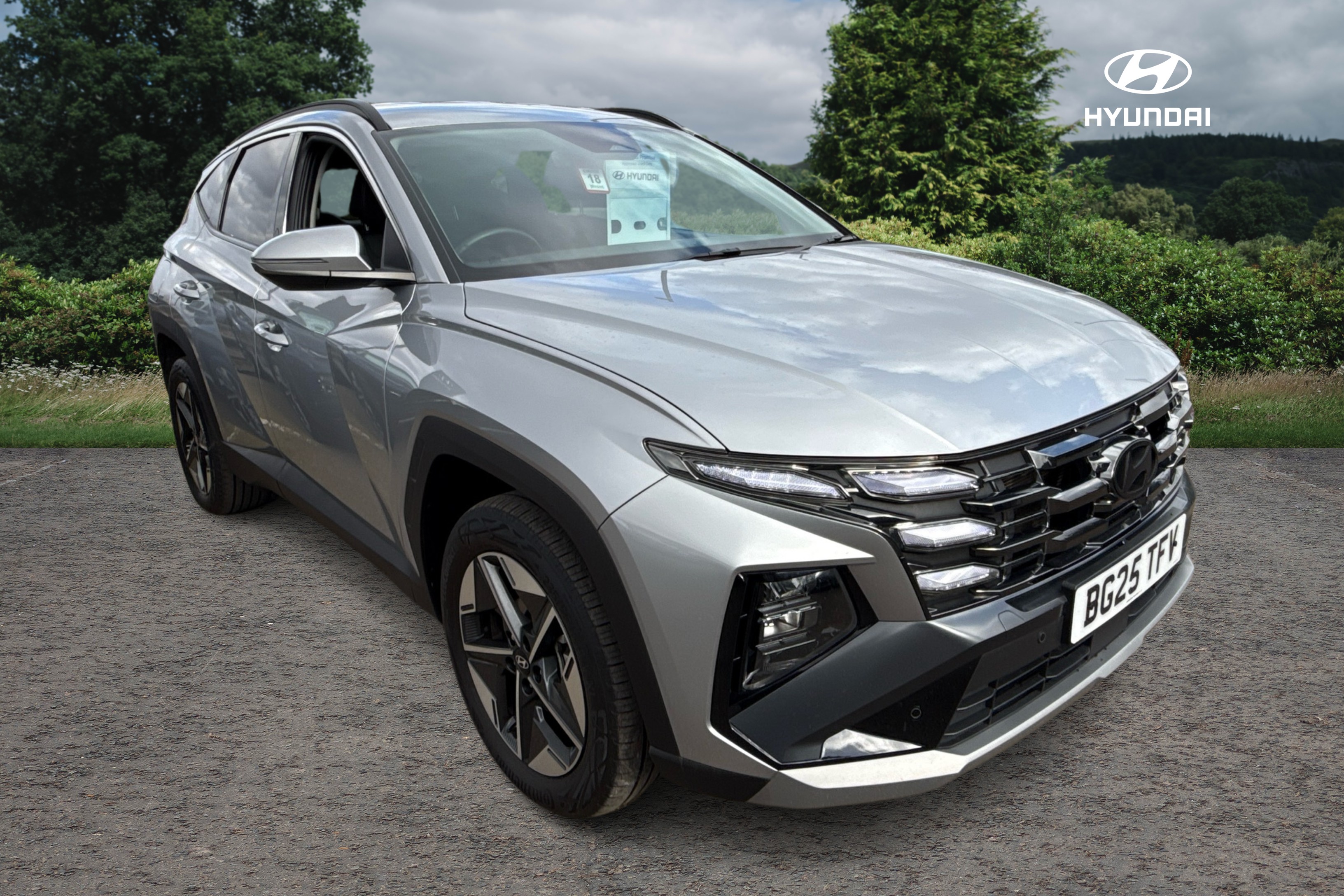 Main listing image - Hyundai Tucson