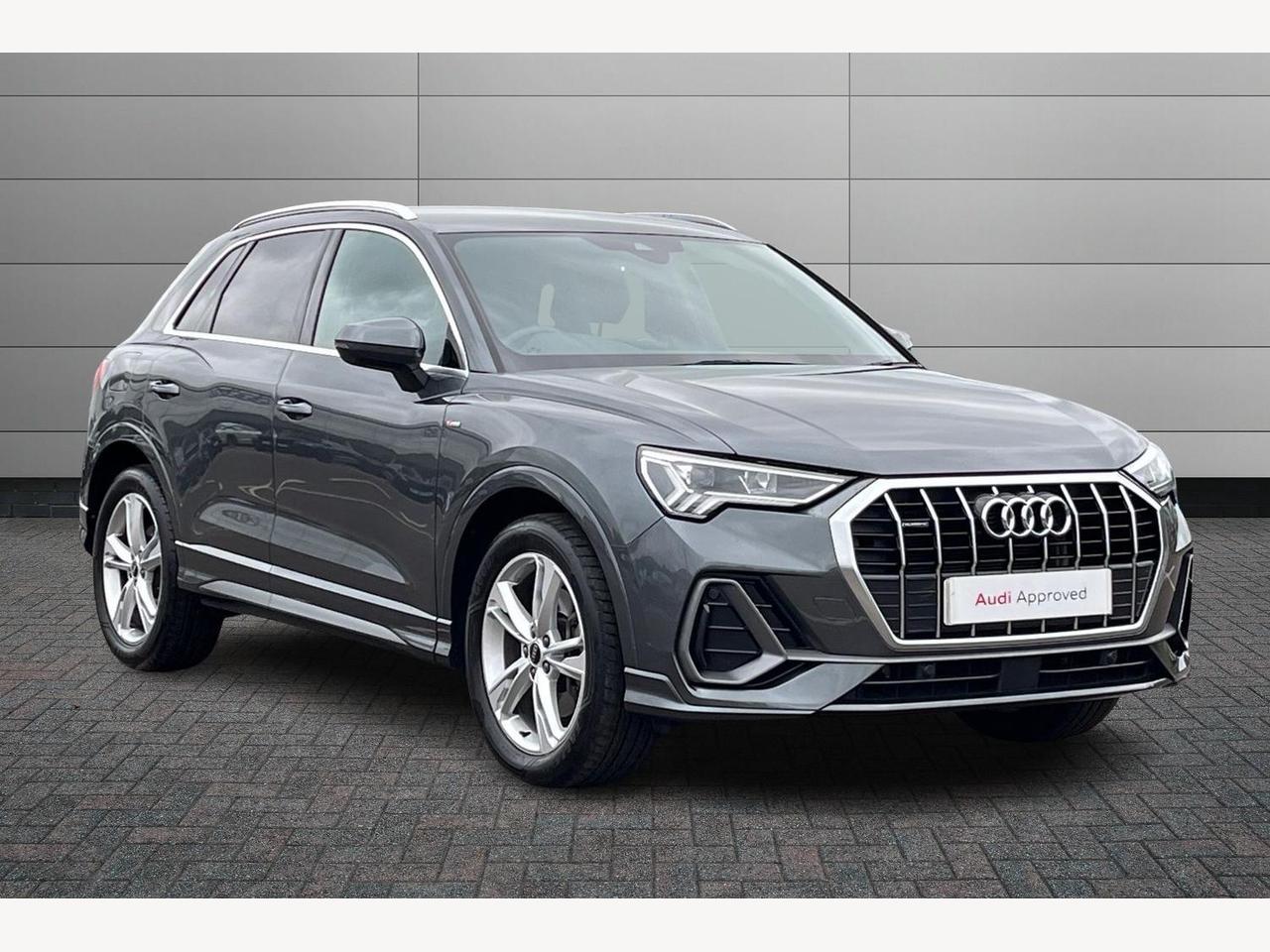 Main listing image - Audi Q3