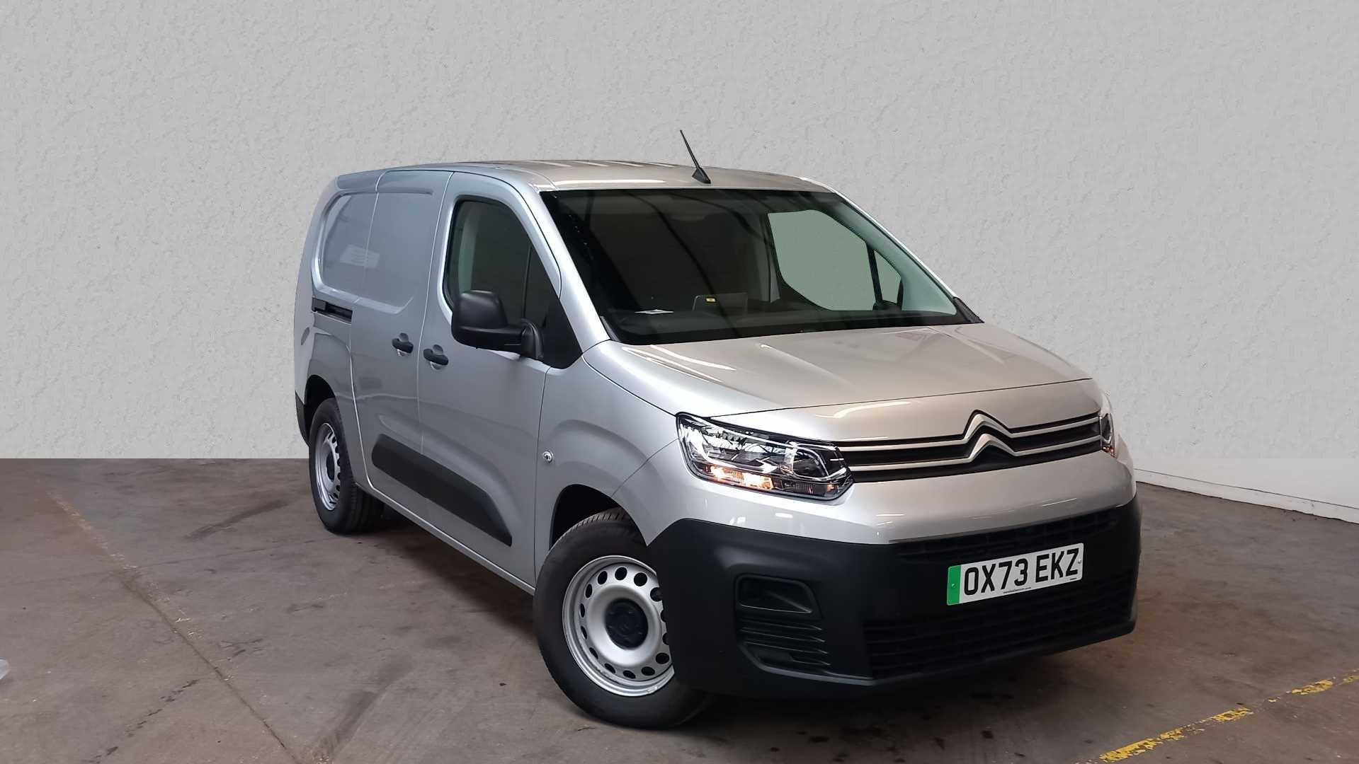 Main listing image - Citroen e-Berlingo