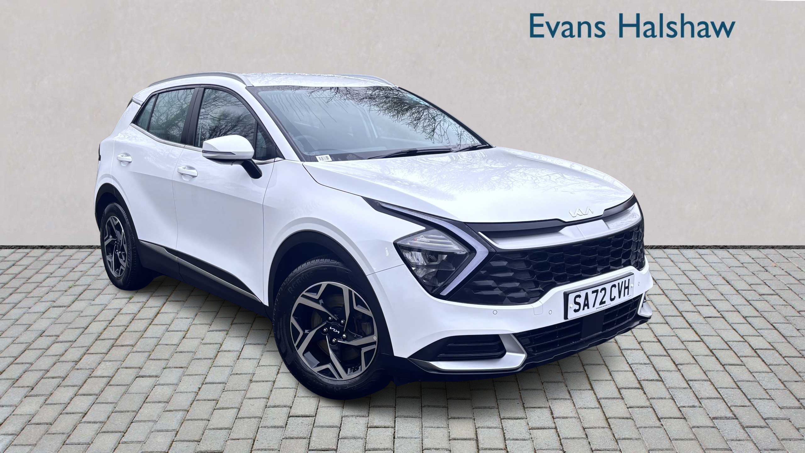 Main listing image - Kia Sportage