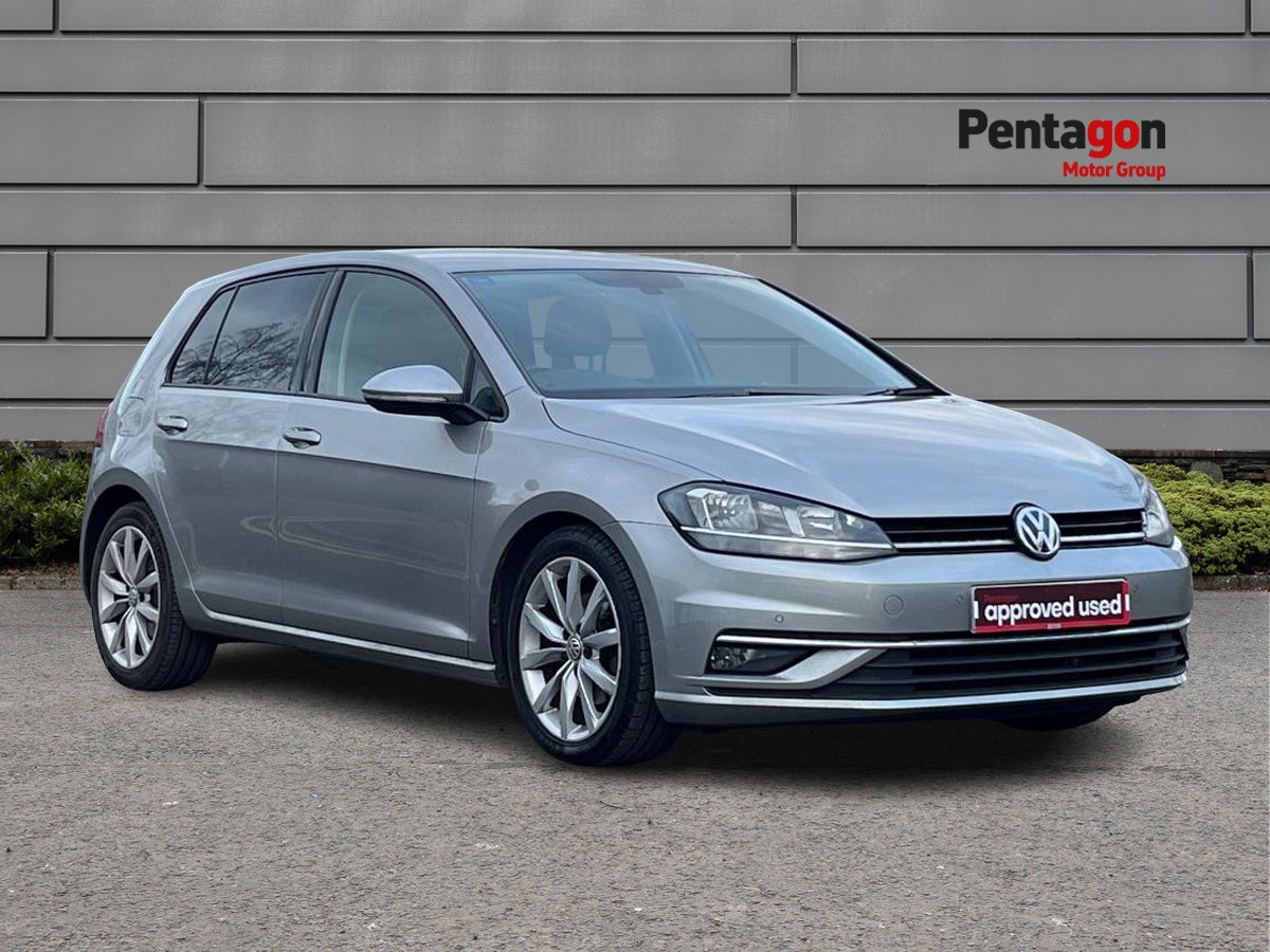 Main listing image - Volkswagen Golf