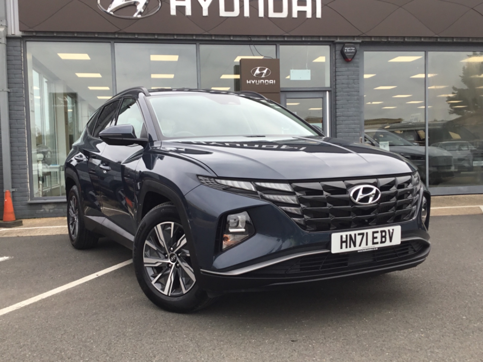 Main listing image - Hyundai Tucson