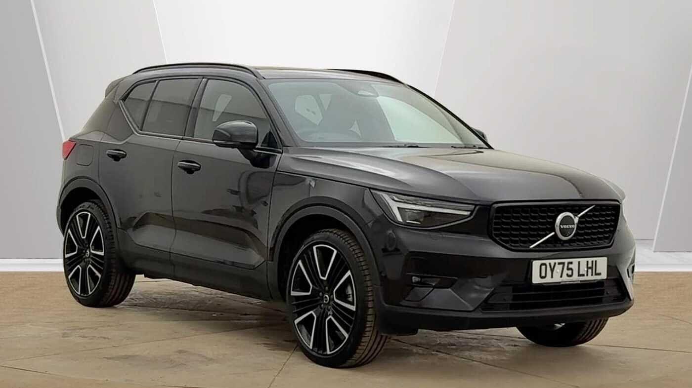 Main listing image - Volvo XC40