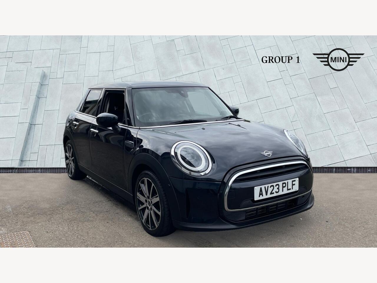 Main listing image - MINI Hatchback 5dr