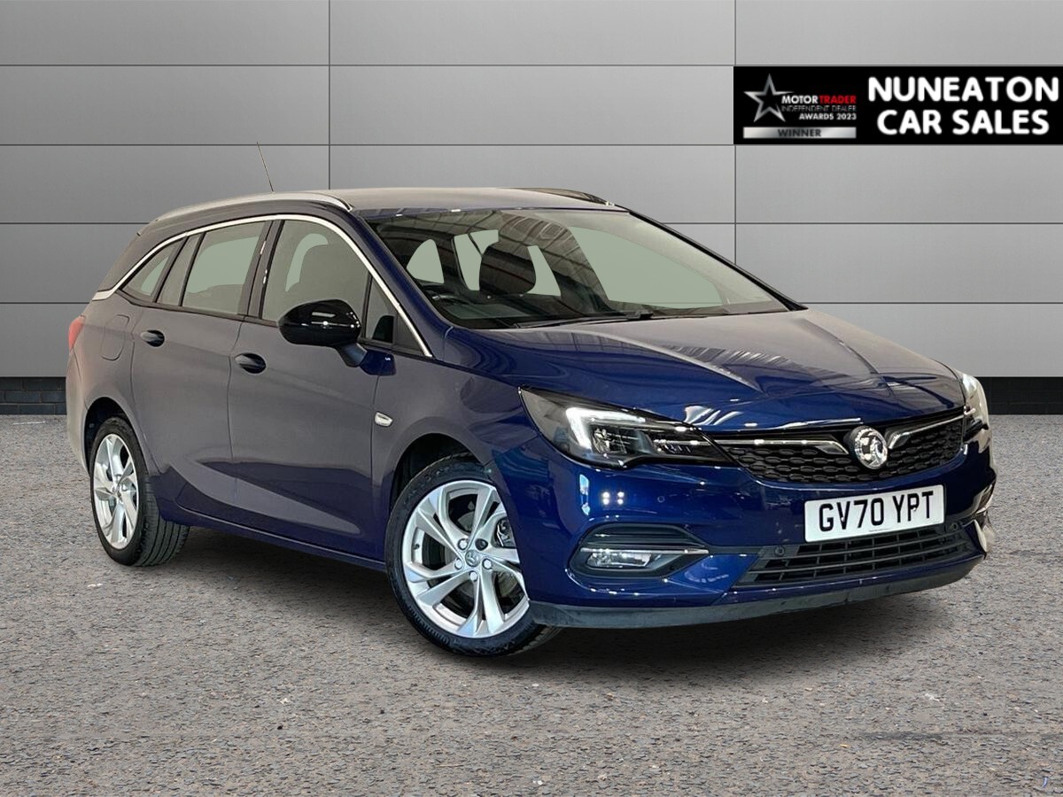 Main listing image - Vauxhall Astra Sports Tourer