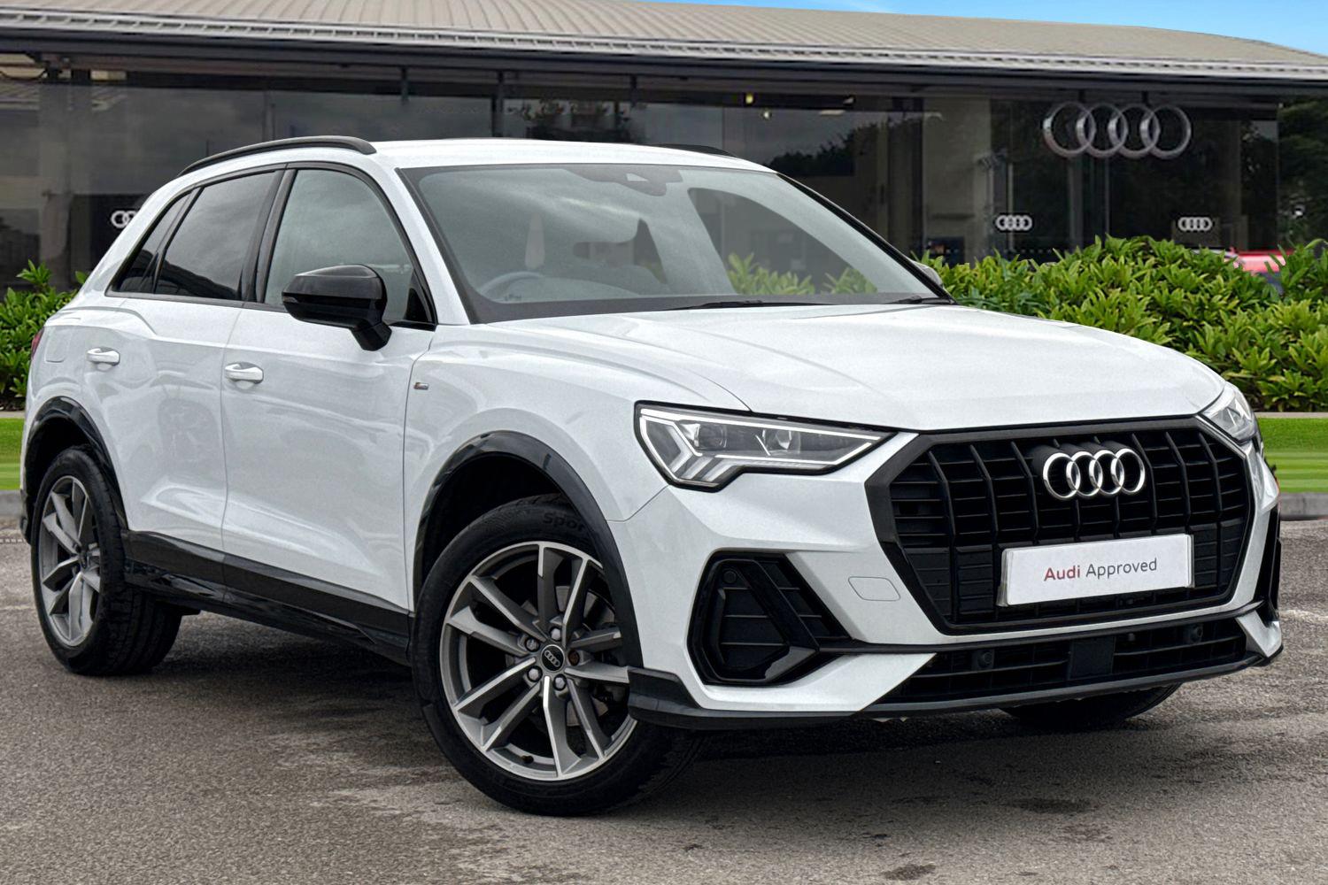 Main listing image - Audi Q3