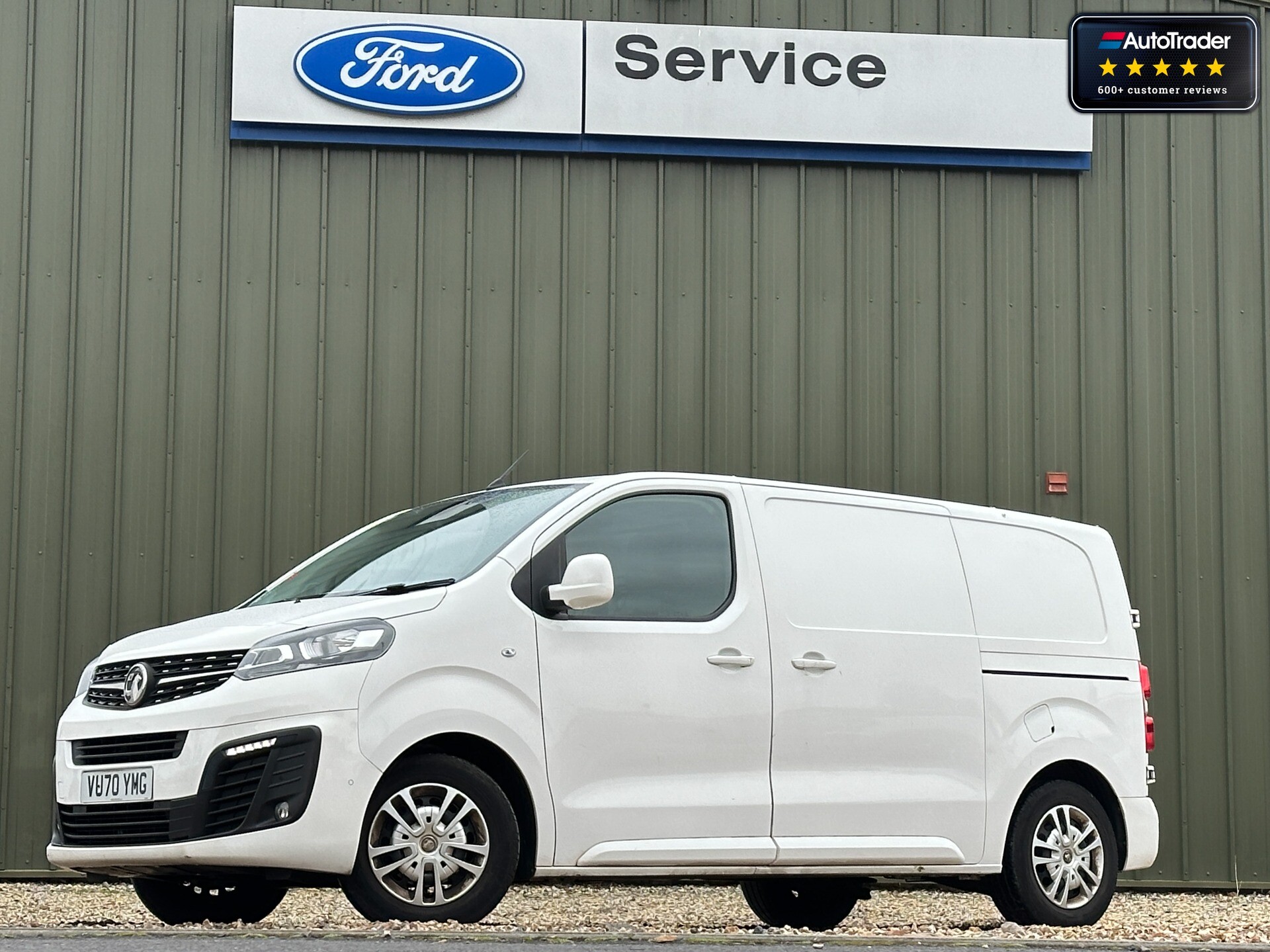 Main listing image - Vauxhall Vivaro