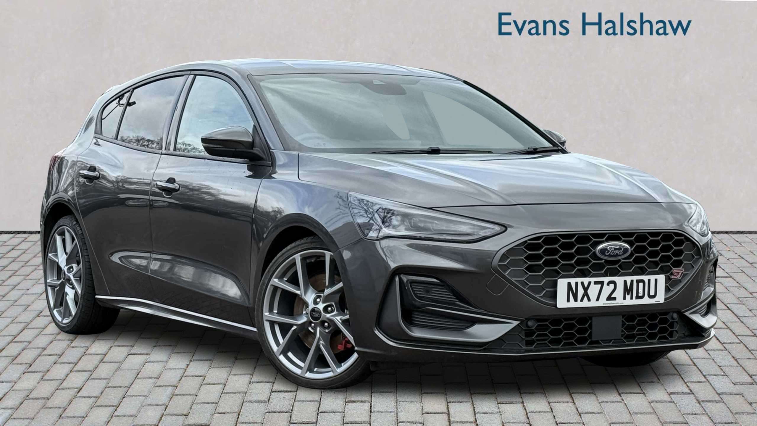 Main listing image - Ford Focus ST