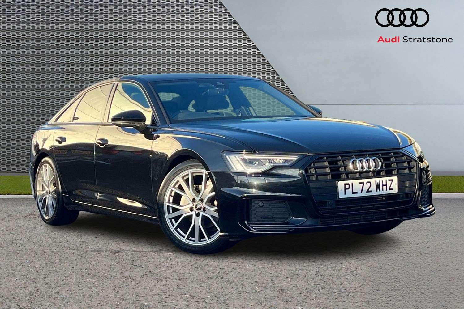 Main listing image - Audi A6