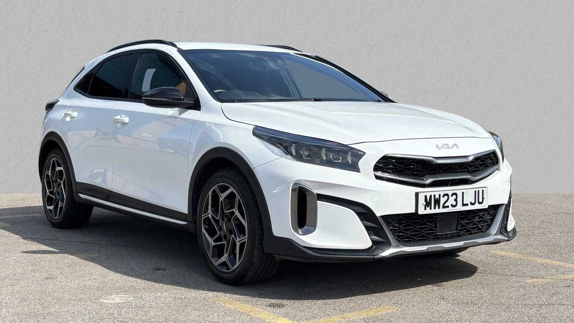 Main listing image - Kia XCeed
