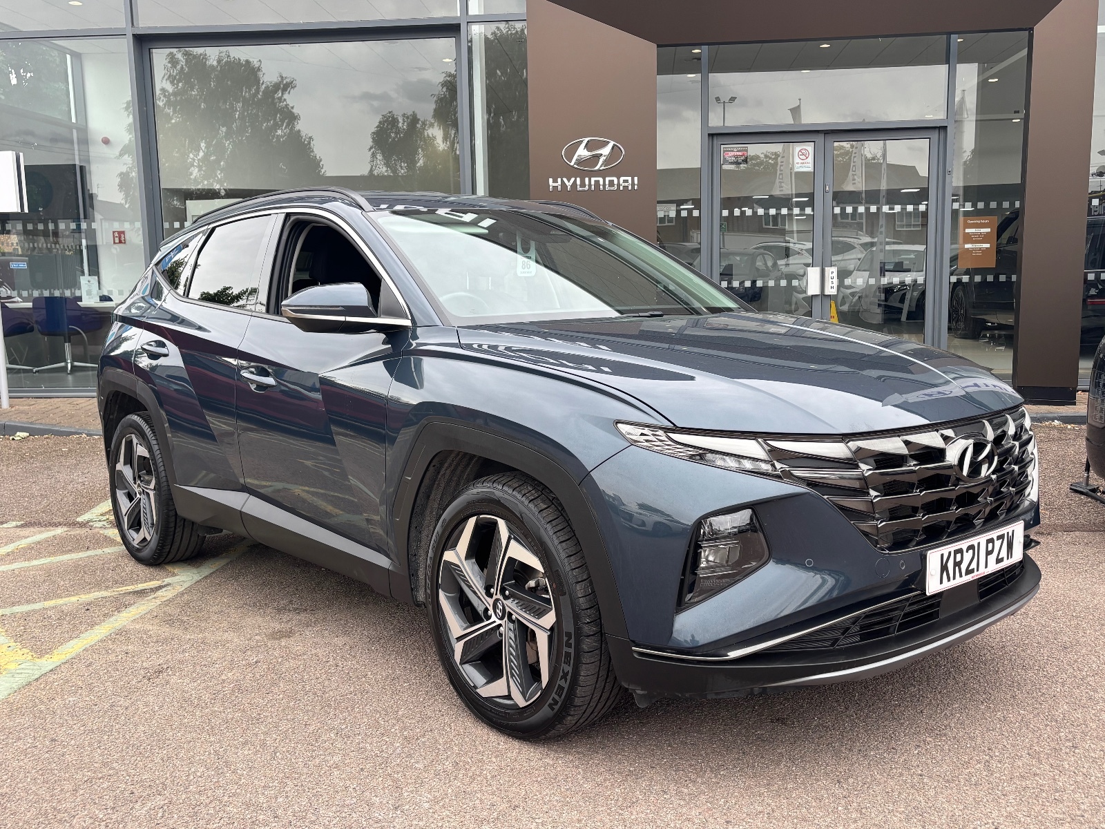 Main listing image - Hyundai Tucson
