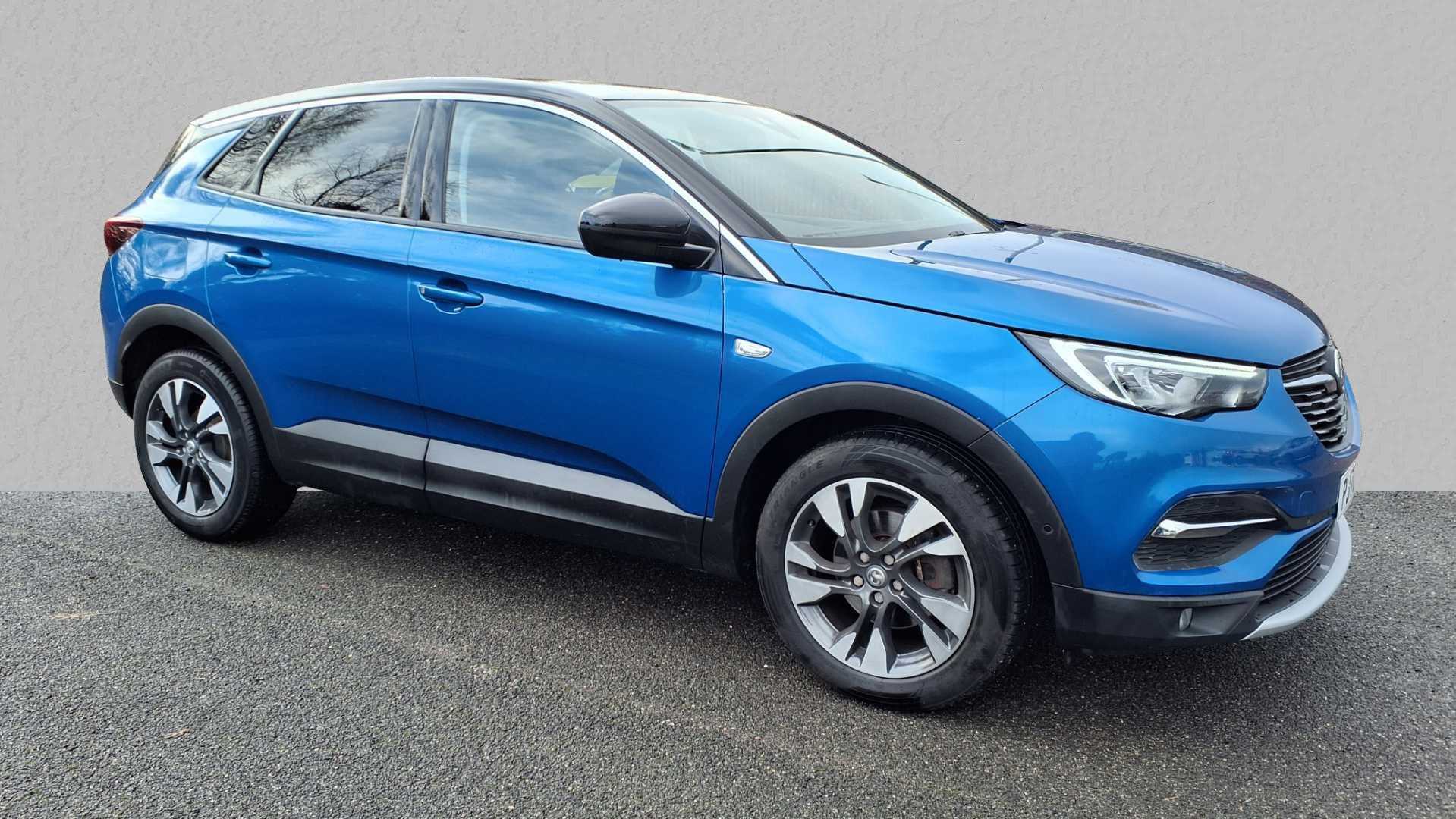 Main listing image - Vauxhall Grandland X