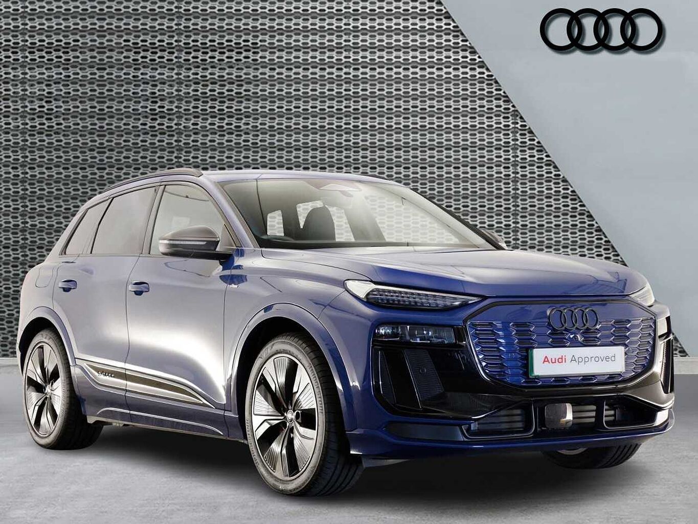 Main listing image - Audi Q6