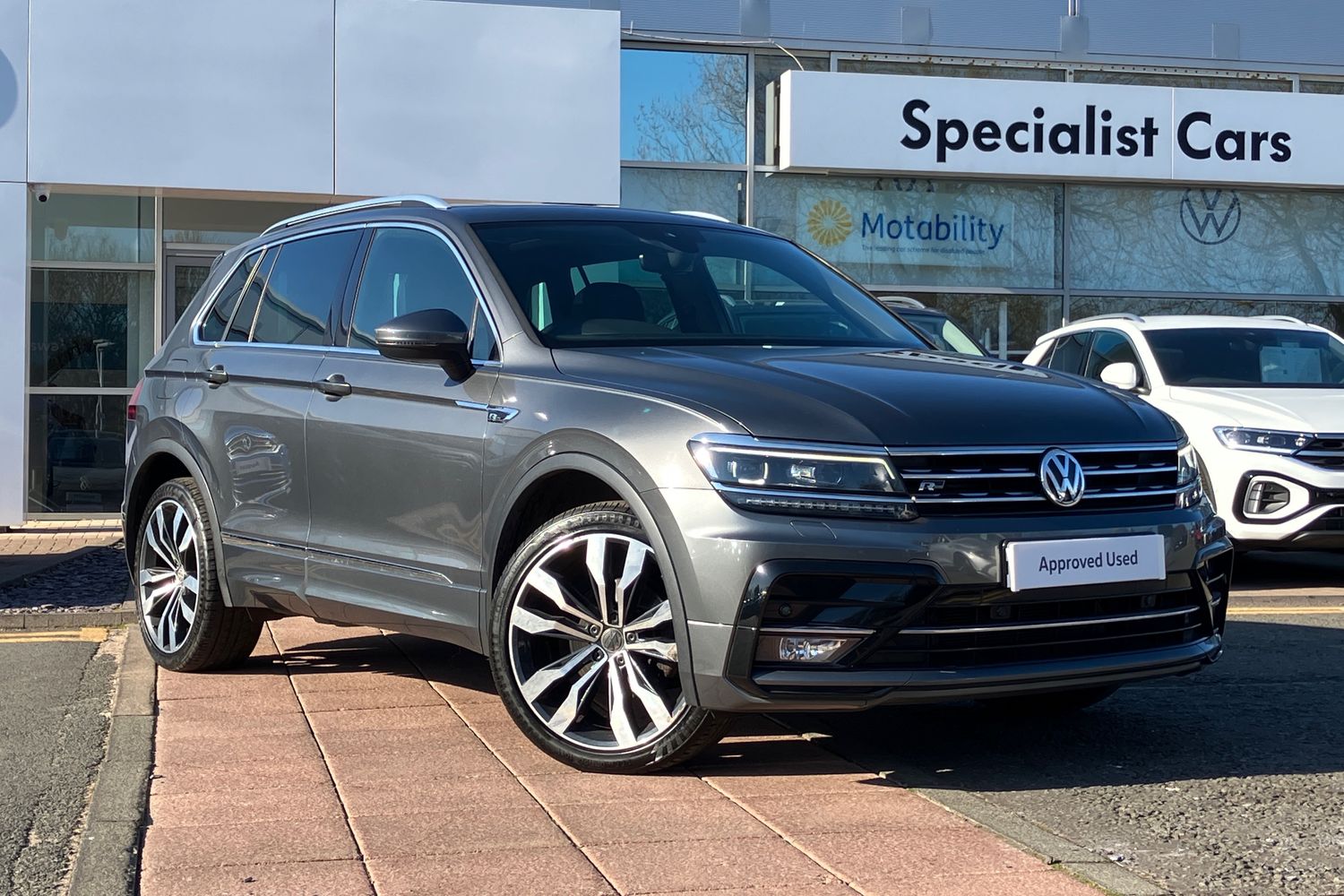 Main listing image - Volkswagen Tiguan