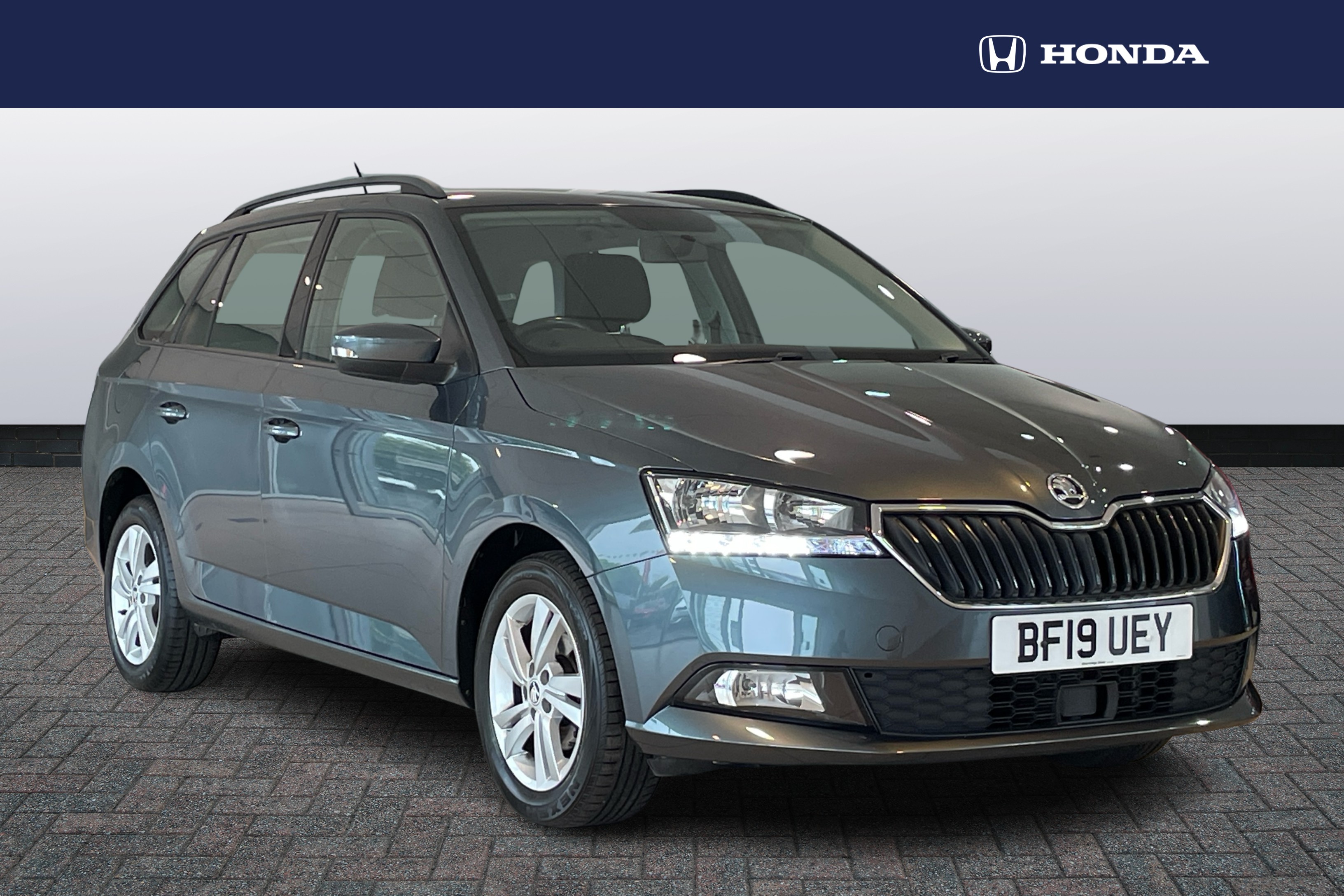 Main listing image - Skoda Fabia Estate