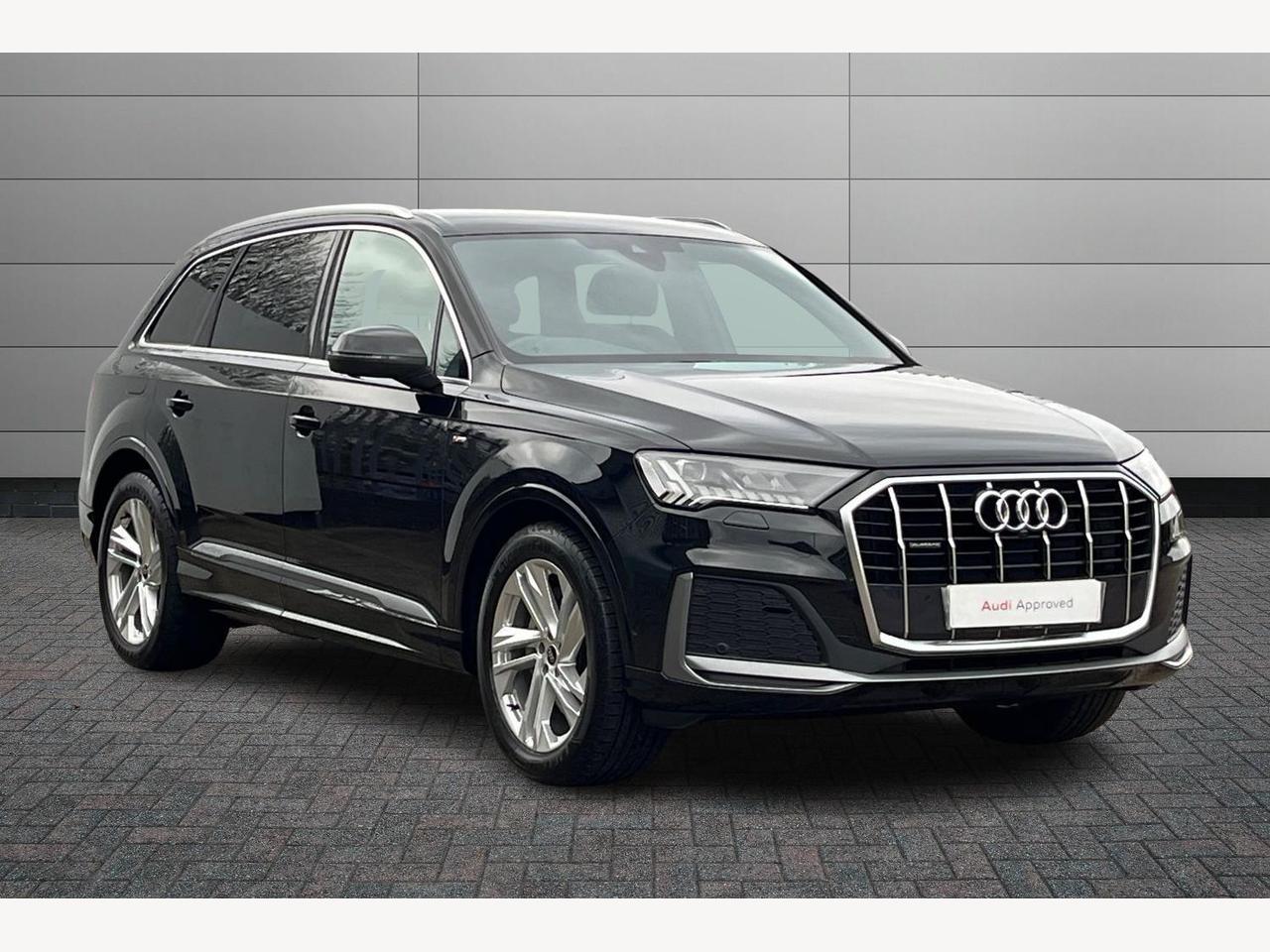 Main listing image - Audi Q7