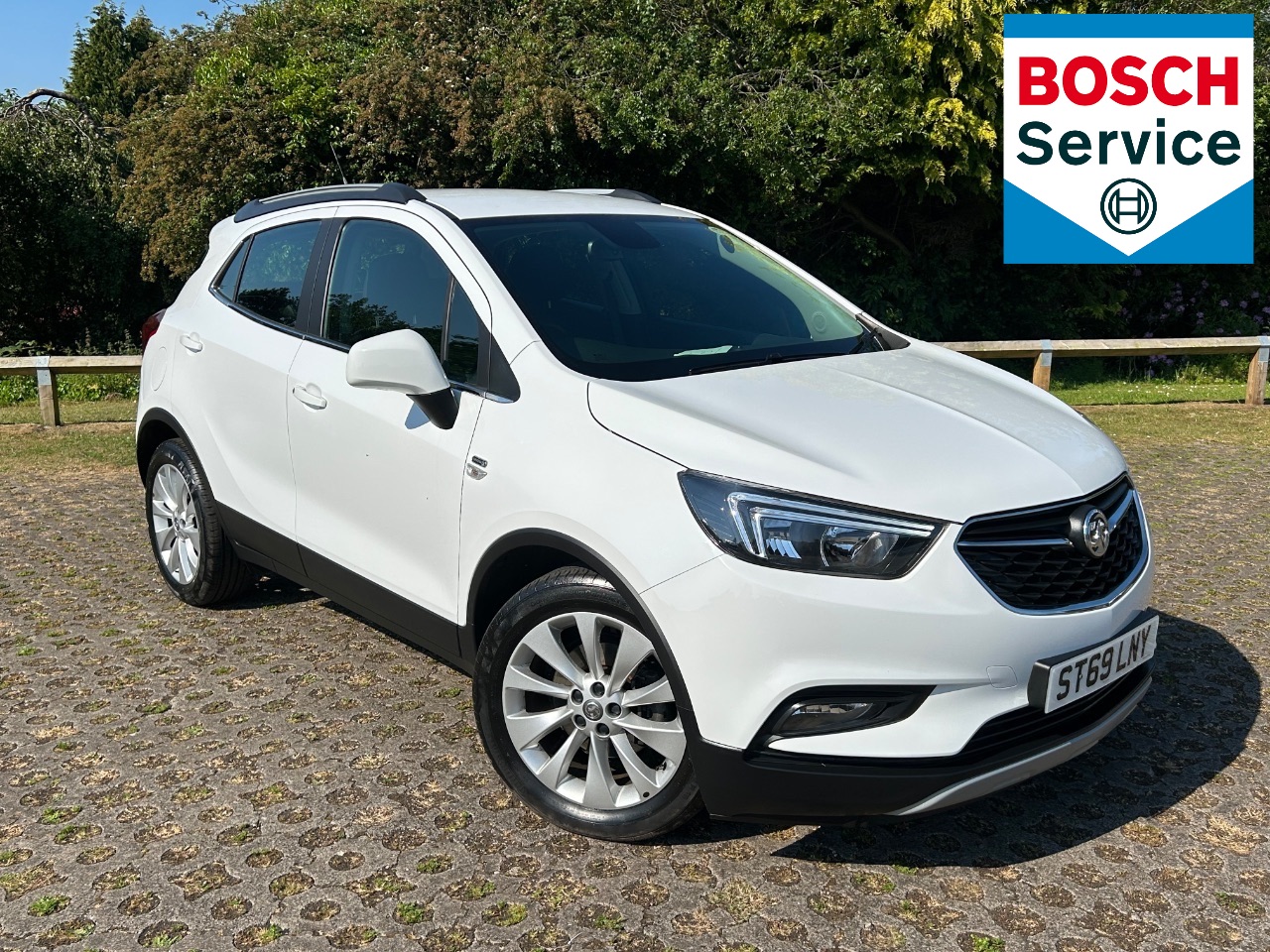 Main listing image - Vauxhall Mokka X