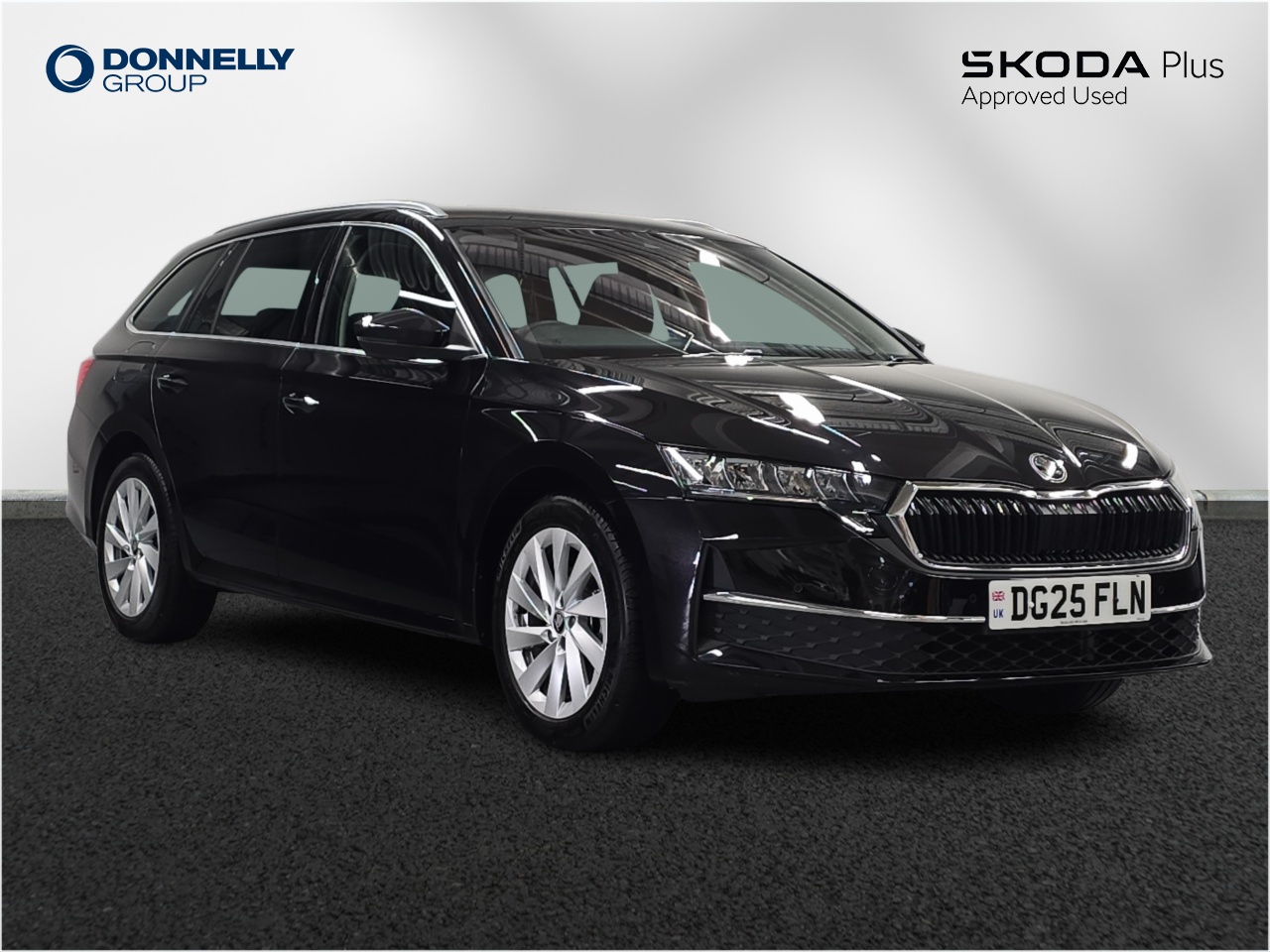 Main listing image - Skoda Octavia Estate