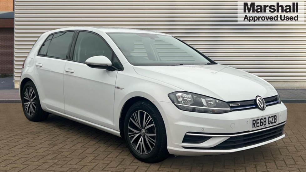 Main listing image - Volkswagen Golf