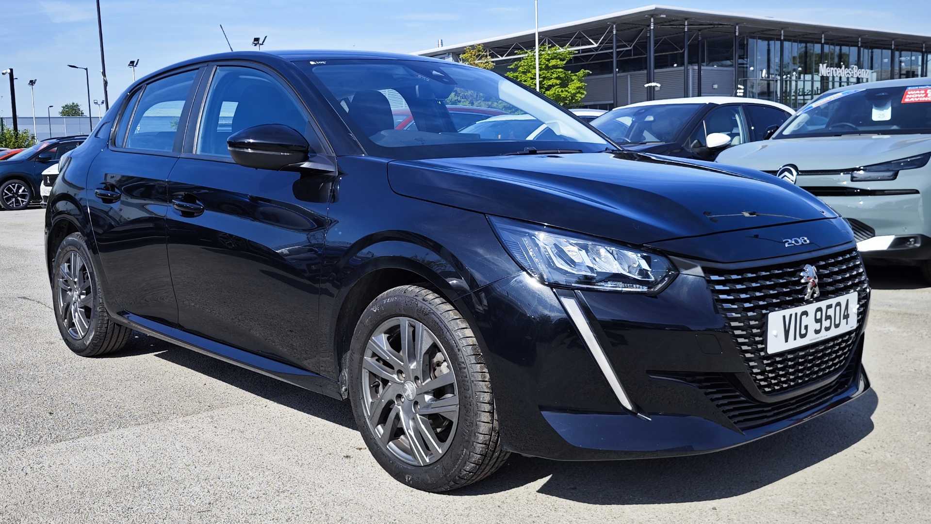 Main listing image - Peugeot 208