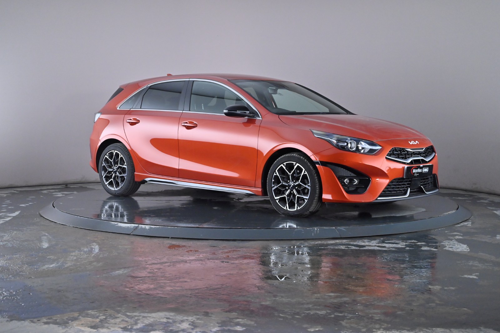 Main listing image - Kia Ceed