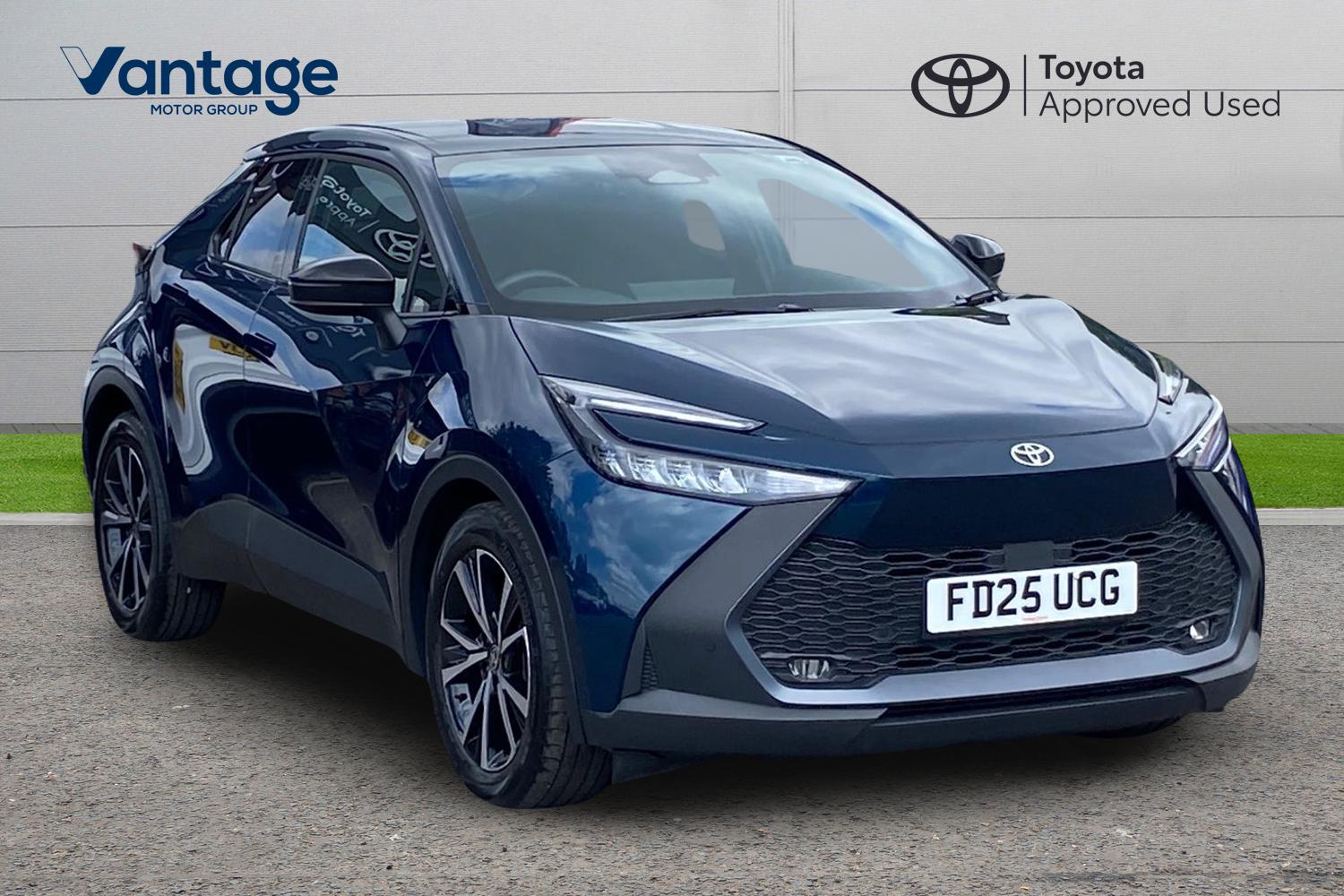 Main listing image - Toyota C-HR