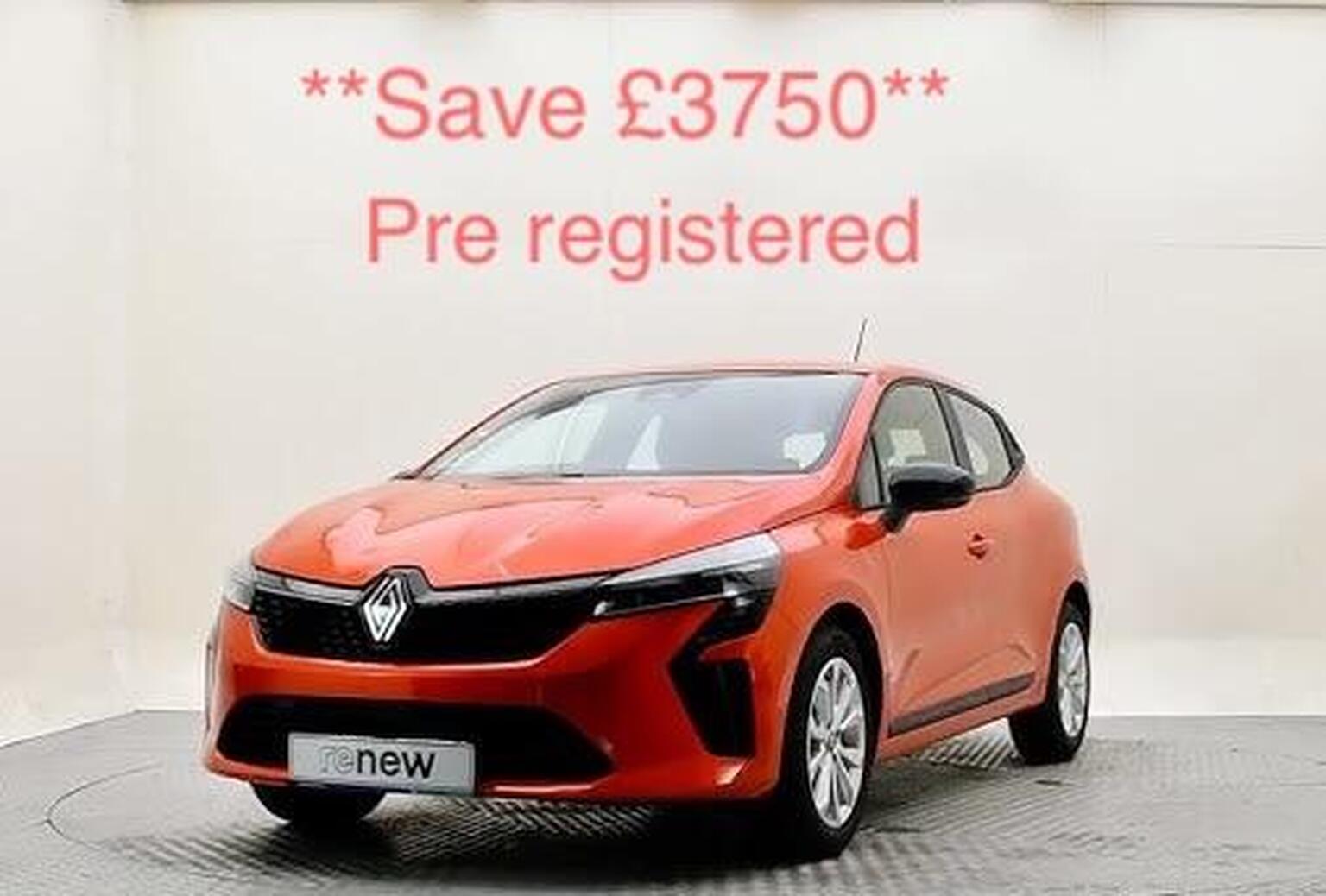 Main listing image - Renault Clio
