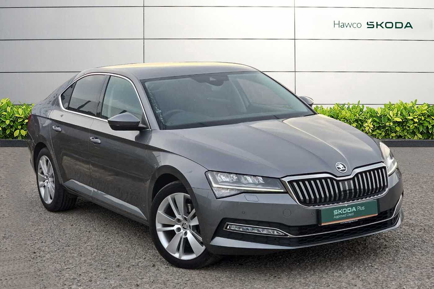 Main listing image - Skoda Superb