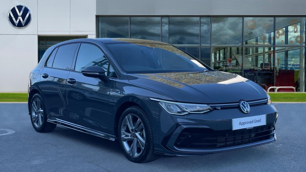 Main listing image - Volkswagen Golf