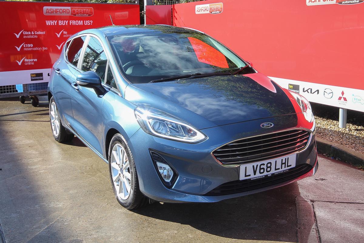 Main listing image - Ford Fiesta