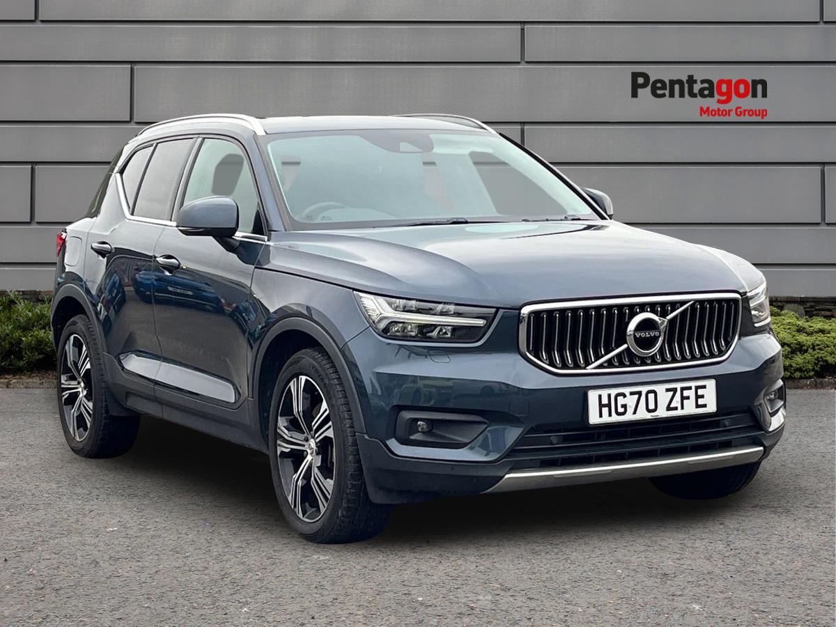 Main listing image - Volvo XC40