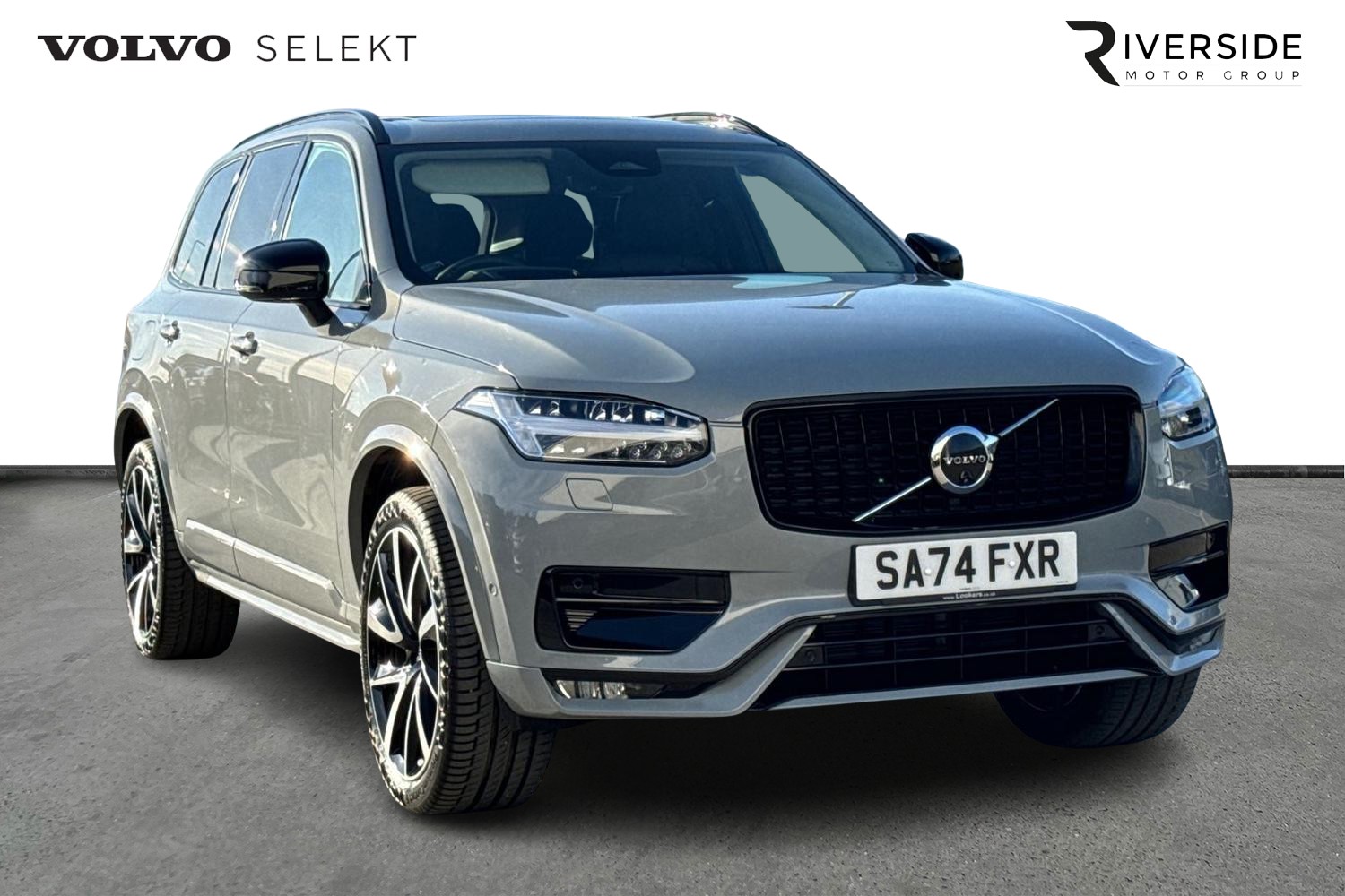 Main listing image - Volvo XC90