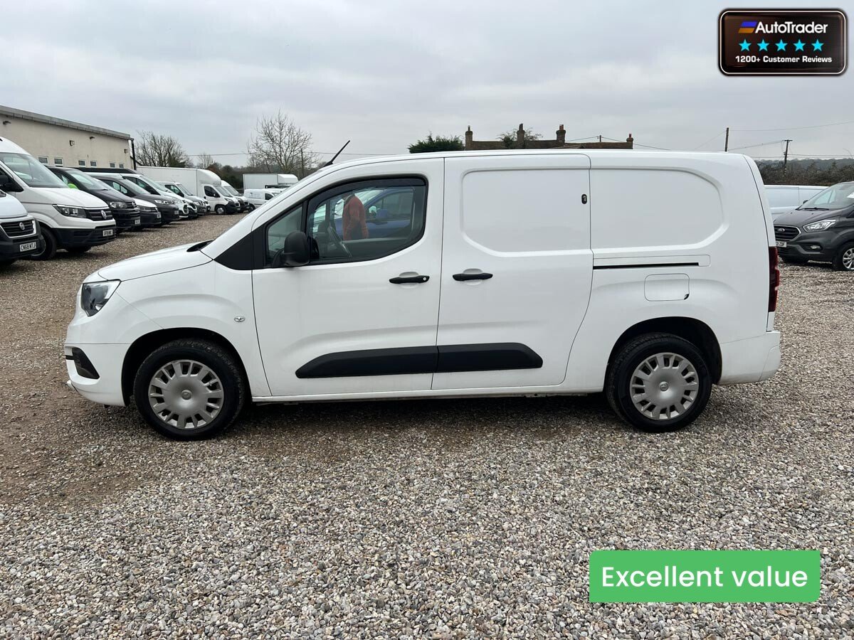 Main listing image - Vauxhall Combo Cargo