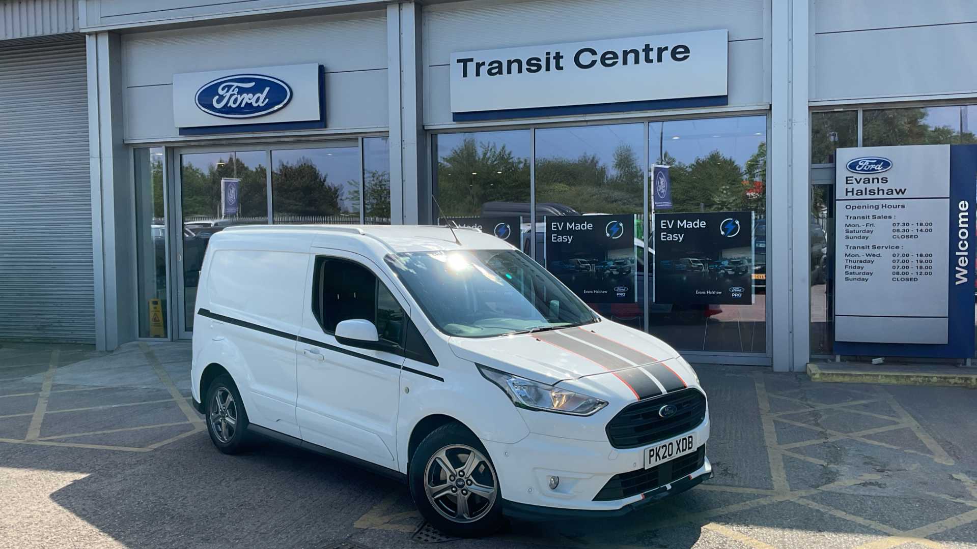 Main listing image - Ford Transit Connect