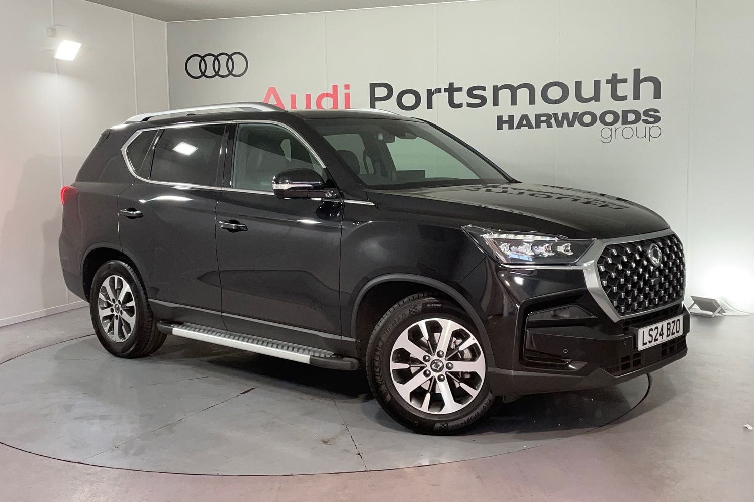 Main listing image - Kgm Rexton