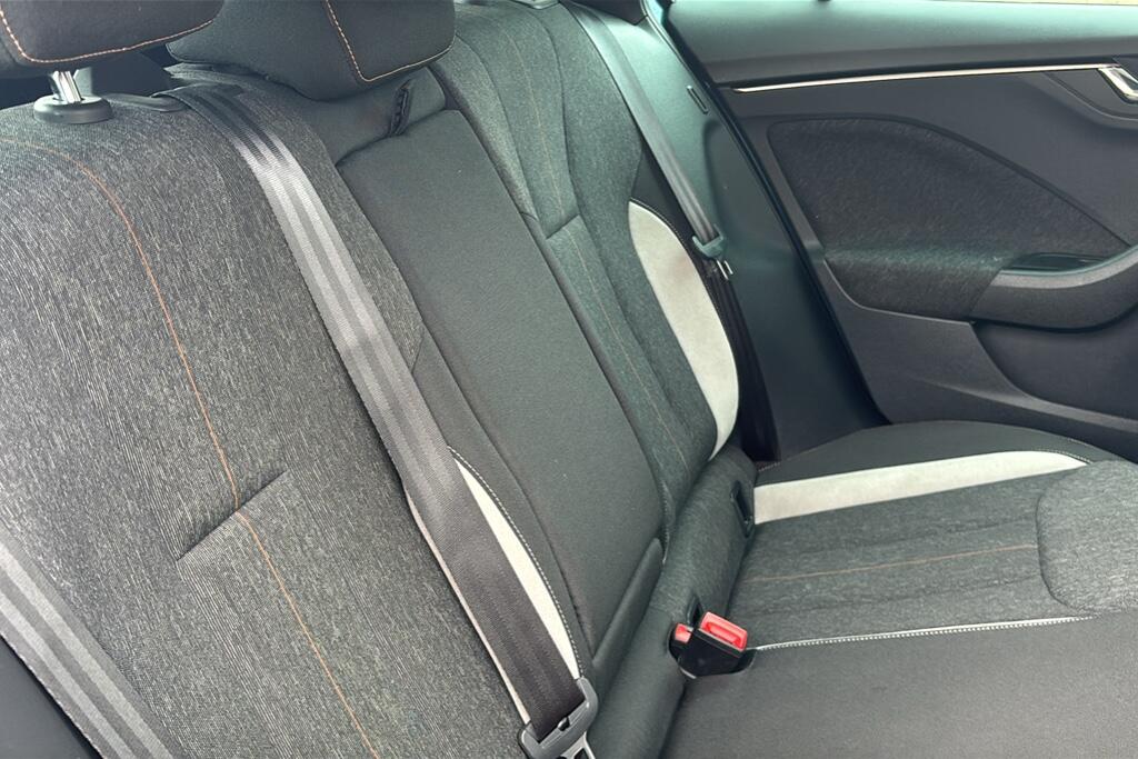 Main listing image - Skoda Scala