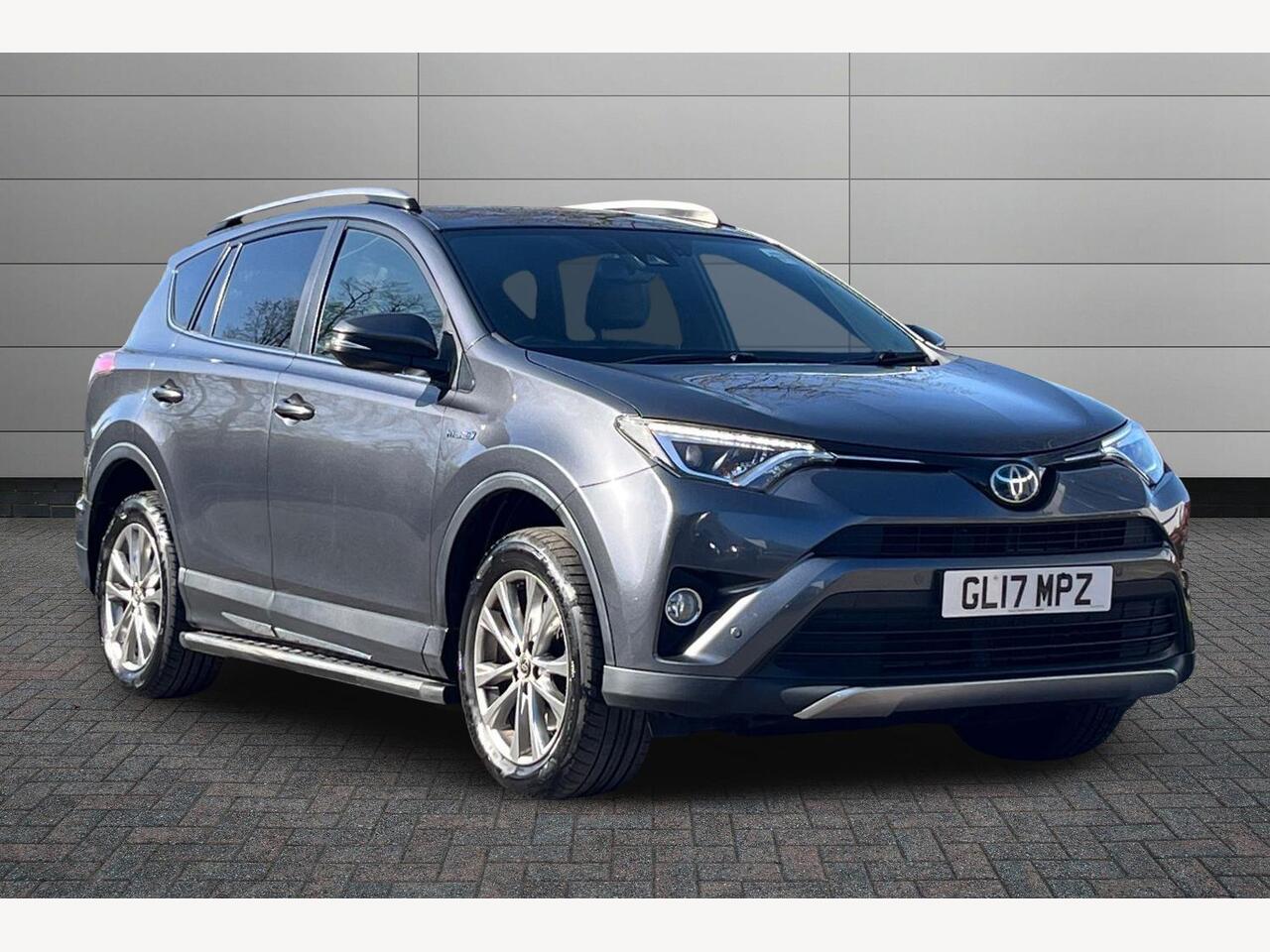Main listing image - Toyota RAV4