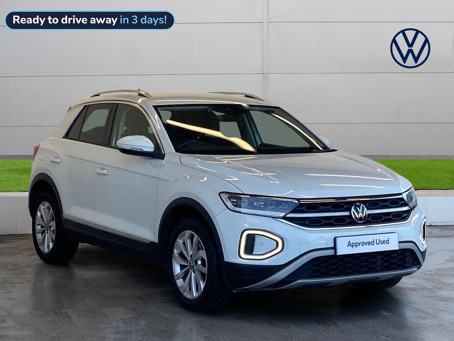 Main listing image - Volkswagen T-Roc